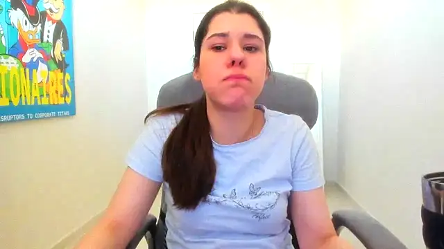 Snapshot of Joannia chatting on February 2026 09:20:01 AM Joannia online show from February 2026 09:20:01 AM