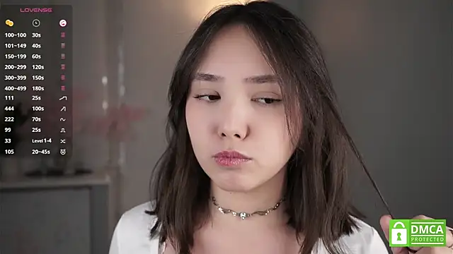 RenaeConnerley online show from November 2025 05:34:01 AM