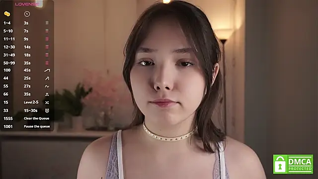 RenaeConnerley online show from December 2025 05:06:01 AM