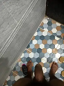 bold guy 1234 online show from October 2025 04:58:02 AM