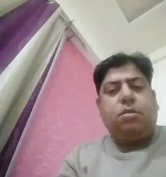 Love40777 online show from February 2026 06:05:02 PM