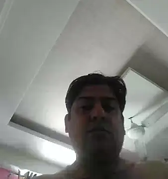 Love40777 online show from May 2026 06:00:02 AM