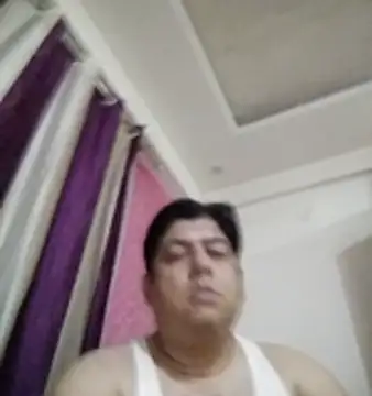 Love40777 online show from May 2026 05:49:01 PM