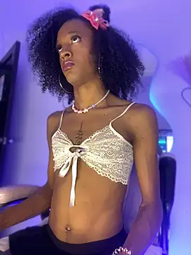 Mia royal online show from April 2026 06:54:01 PM