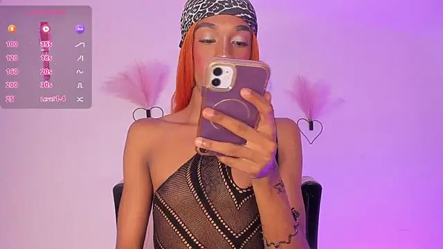Mia royal online show from June 2026 06:56:01 PM