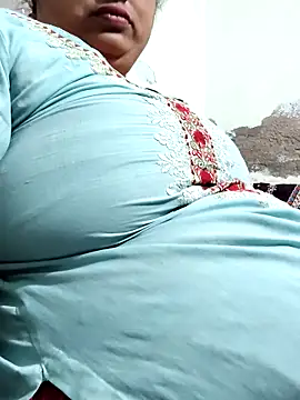 Mmm143 online show from March 2026 02:26:01 AM