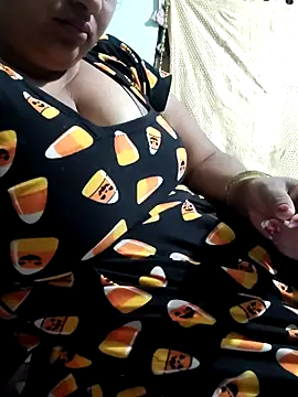 Mmm143 online show from March 2026 11:17:01 PM