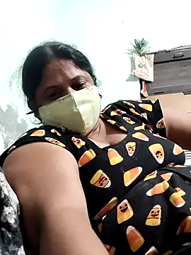 Mmm143 online show from November 2025 06:01:01 PM