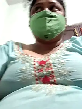 Mmm143 online show from October 2025 07:57:02 PM