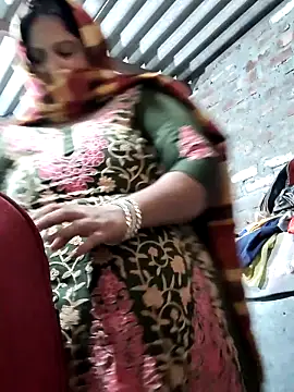 Mmm143 online show from December 2025 04:39:02 AM