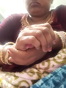 Mmm143 online show from December 2025 05:03:01 PM