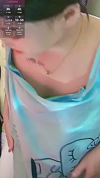 Snapshot of lulu5211 chatting on November 2025 10:59:01 AM lulu5211 online show from November 2025 10:59:01 AM