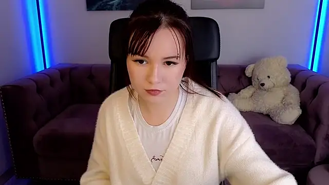 Aurora Gilbert online show from September 2025 11:02:02 AM