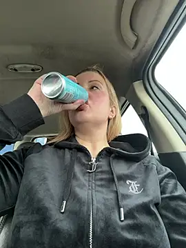 Piccolamonella29 online show from February 2026 11:20:02 AM