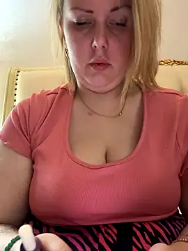 Piccolamonella29 online show from November 2025 10:52:02 AM