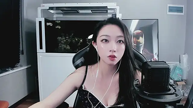 Keke-Bai online show from September 2025 01:17:02 PM