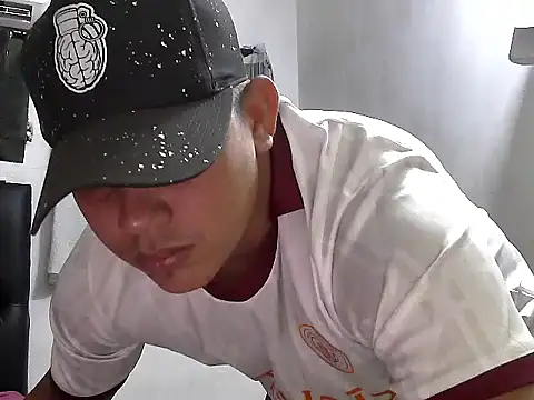 Alex man23 online show from December 2025 08:06:02 PM