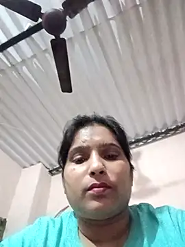 aliya-jaan71 online show from November 2025 05:44:02 AM