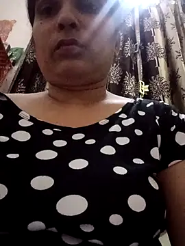 Snapshot of aliya-jaan71 chatting on October 2025 06:41:02 PM aliya-jaan71 online show from October 2025 06:41:02 PM