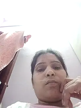 Snapshot of aliya-jaan71 chatting on October 2025 09:32:01 AM aliya-jaan71 online show from October 2025 09:32:01 AM