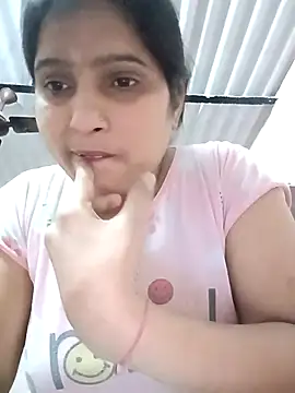 aliya-jaan71 online show from November 2025 04:44:02 PM