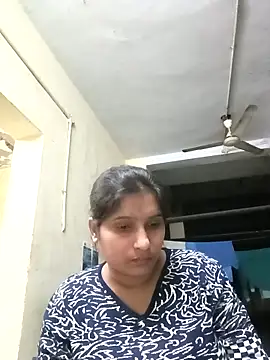 aliya-jaan71 online show from February 2026 06:49:02 PM