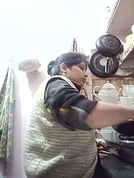 aliya-jaan71 online show from January 2026 10:07:01 AM