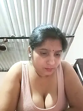 aliya-jaan71 online show from April 2026 08:24:01 PM