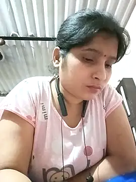 aliya-jaan71 online show from May 2026 09:42:01 PM