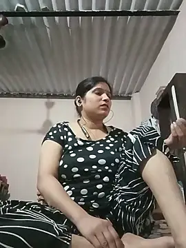 aliya-jaan71 online show from May 2026 04:35:01 PM