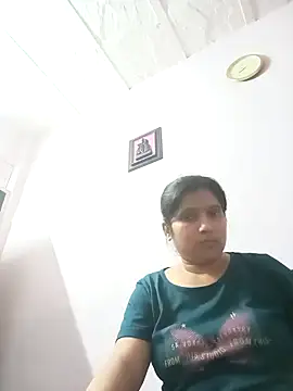 aliya-jaan71 online show from April 2026 02:40:02 PM