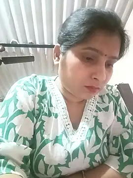 aliya-jaan71 online show from April 2026 05:25:01 PM