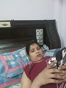 aliya-jaan71 online show from August 2026 04:24:01 PM