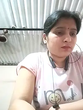 aliya-jaan71 online show from April 2026 08:28:02 PM