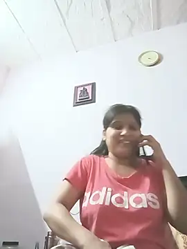 aliya-jaan71 online show from May 2026 10:43:02 AM