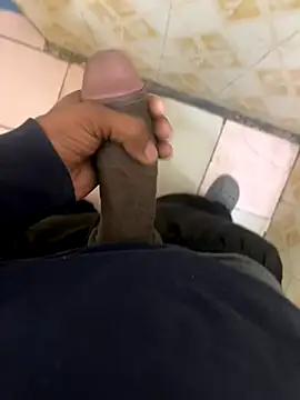 Snapshot of Prtkkk chatting on December 2025 02:01:01 AM Prtkkk online show from December 2025 02:01:01 AM