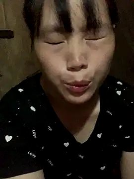 huong-18 online show from October 2025 10:03:02 AM