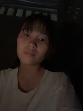 huong-18 online show from November 2025 08:56:01 PM