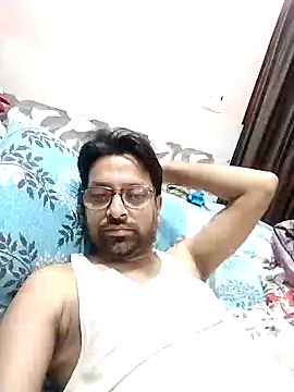 mohsin99272 online show from October 2025 06:10:02 PM
