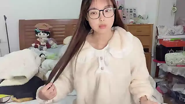 Akong11 online show from October 2025 09:58:02 PM