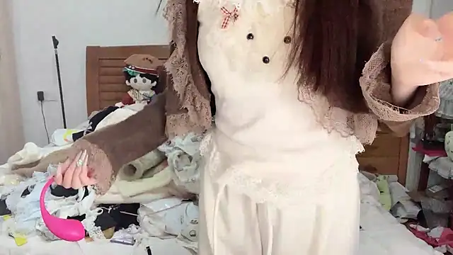 Akong11 online show from November 2025 02:00:02 PM