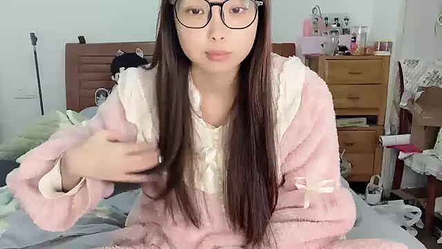 Akong11 online show from November 2025 02:27:01 AM