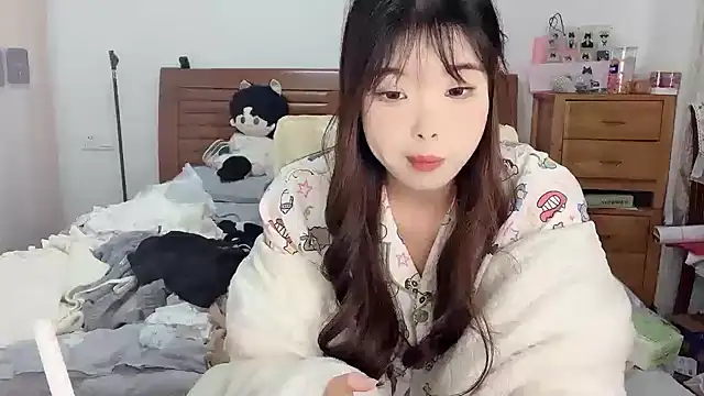 Akong11 online show from November 2025 02:39:02 PM