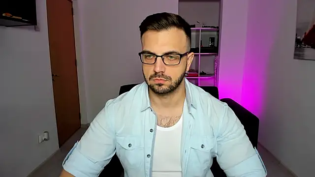 Jace Thorne online show from October 2025 02:40:01 PM