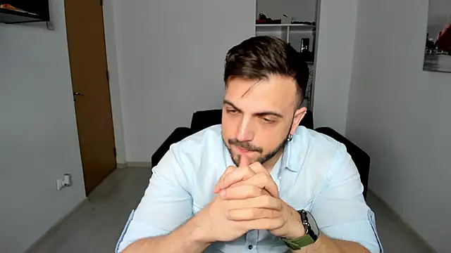 Jace Thorne online show from October 2025 05:26:02 PM