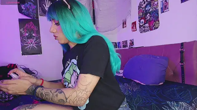 agathaaiko6 online show from November 2025 12:00:01 AM