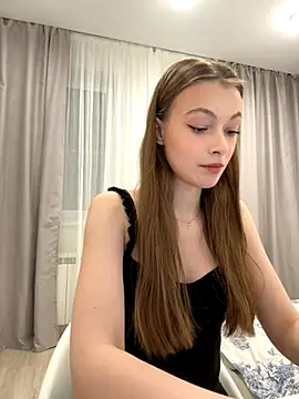 FriendlyFire 18 online show from November 2025 08:01:01 PM