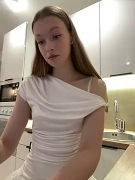 FriendlyFire 18 online show from October 2025 07:26:02 PM