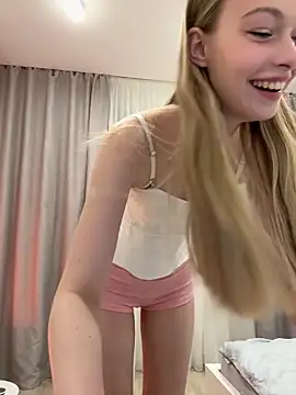 FriendlyFire 18 online show from February 2026 09:48:01 PM