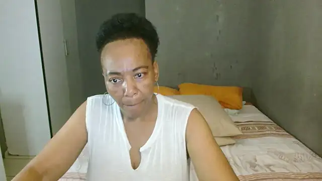 Lillyan N online show from March 2026 05:49:01 PM